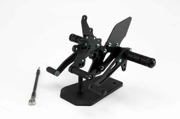 スパイス spice タクティカルステップ 3POS BLK GSXR1000 01-04 SV400 600 カタログ品番：0102BSB1S108B メーカー品番：0102BSB1S108B
