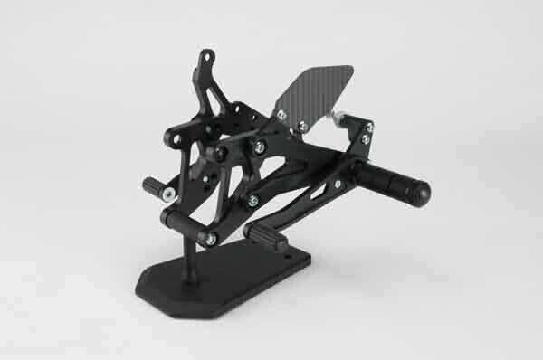 スパイス spice タクティカルステップ 3ポジション BLK YZF-R1 -03 カタログ品番：0102BSB1Y103B メーカー品番：0102BSB1Y103B