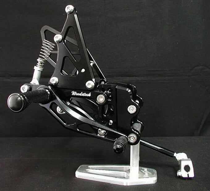 ウッドストック ウッドストック ステップキット 4POS BLK ZX-10R 04-05 カタログ品番：P015-3453 メーカー品番：WBS-K12-BB