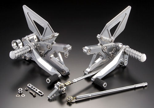 アグラス アグラス バックステップ 4P YZF-R6 06-07 カタログ品番：P015-6739 メーカー品番：312-266-000