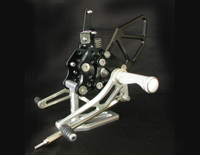 ウッドストック ウッドストック ステップキット 5POS GSXR1000 05-06 カタログ品番：P015-9777 メーカー品番：WBS-S05-0B