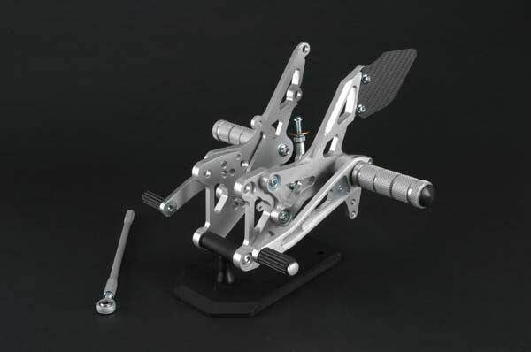 スパイス spice タクティカルステップ 3ポジション ZX-10R 06-07 カタログ品番：0102BS1K109B メーカー品番：0102BS1K109B