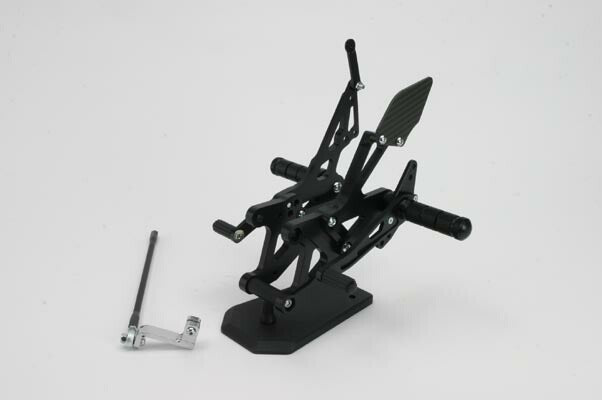 スパイス spice タクティカルステップ 3POS BLK YZF-R1 07-08 カタログ品番：0102BSB1Y110B メーカー品番：0102BSB1Y110B