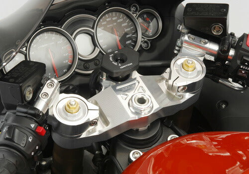 アグラス トップブリッジ＆ハンドル シルバー GSX1300R 08-12