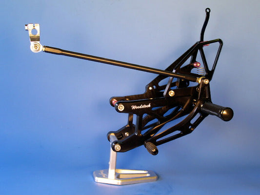 ウッドストック ウッドストック ステップキット 4POS BLK YZF-R1 07-08 カタログ品番：P029-8133 メーカー品番：WBS-Y08-BB