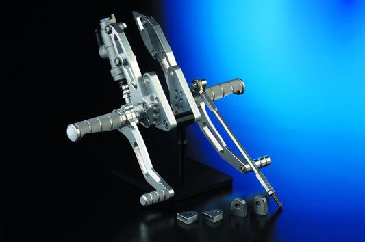 ナイトロレーシング NITRO.R バックステップ ベアリングタイプ SLV GSX1100S -99 カタログ品番：P029-9875 メーカー品番：BS-09RYS-BR