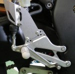 バトルファクトリー BATTLE.F ステップホルダーセット 4ポジション CBR1000RR 08-13 カタログ品番：P033-1995 メーカー品番：BA03-H08-08D