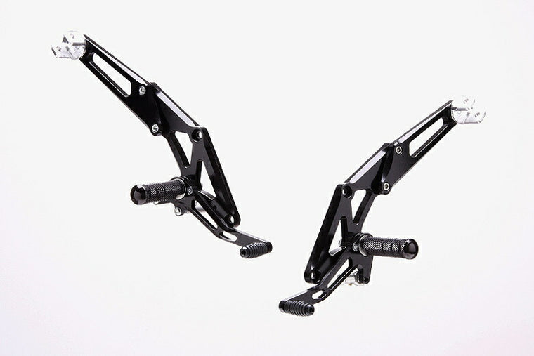 ストライカー ストライカー ステップキット BLK TypeDPS CB400SF VTEC REVO カタログ品番：P039-5567 メーカー品番：SS-AA235B
