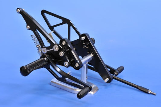 ウッドストック ウッドストック ステップキット 4POS BLK GSX1400 カタログ品番：P040-3334 メーカー品番：WBS-S08-BB