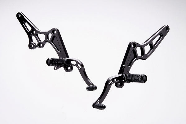 ストライカー ストライカー ステップキット BLK TypeDPS ZEPHYR400X 97-08 カタログ品番：P042-9820 メーカー品番：SS-AA208B2