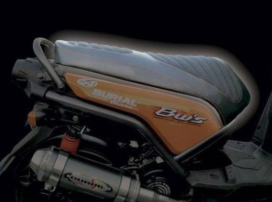 BURIAL ベリアル ローダウンスポルティブシート BWS125 カタログ品番：P043-1950 メーカー品番：Y19-18-00