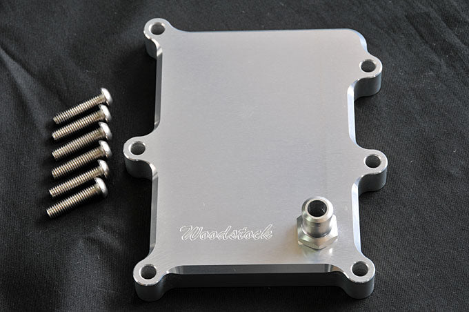 ウッドストック WOODSTOCK ブローバイプレート シルバー GSX1400 カタログ品番：P043-9954 メーカー品番：BBP-S08-SL