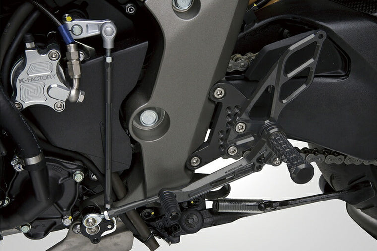 ケイファクトリー K-FACTORY ライディングステップ アルミ SPブラック CB1000R 10 カタログ品番：062MZBR053R メーカー品番：062MZBR053R