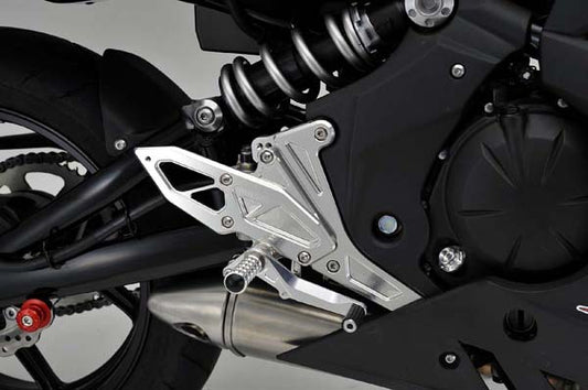 アグラス アグラス バックステップ タンデム無4ポジション Ninja400R ER-4n カタログ品番：P044-1113 メーカー品番：312-484-001