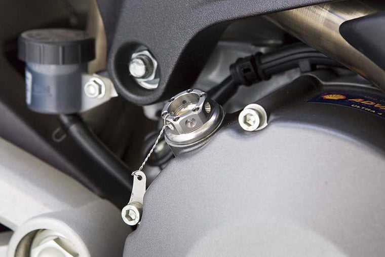 ケイファクトリー K-FACTORY オイルフィラーキャップ チタンカラー アルミ MONSTER 696／848 デスモセデッチ カタログ品番：000VZCD007C メーカー品番：000VZCD007C