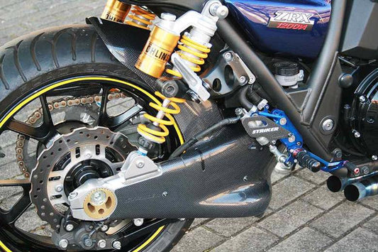 STRIKER ストライカー カーボンリヤフェンダー ZRX1200 DAEG カタログ品番：P044-4961 メーカー品番：SAD-RF101C