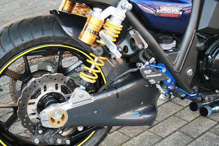 STRIKER ストライカー アンダーアーマー カーボン ZRX1200 DAEG カタログ品番：P044-4963 メーカー品番：SAD-UA101C