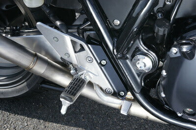 ヤマモトレーシング ヤマモト.R ステップブラケット シルバー CB1300SF 03-10 カタログ品番：P048-2765 メーカー品番：00012-38