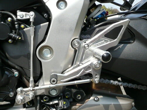 アグラス アグラス バックステップ CB1000R -13 カタログ品番：P050-8760 メーカー品番：312-176-000