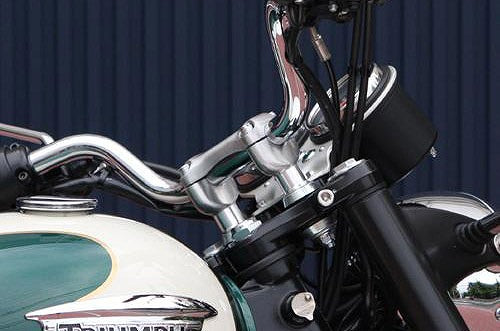 AELLA アエラ ハンドルアップスペーサー ポリッシュ トライアンフ ボンネビル カタログ品番：P052-5187 メーカー品番：AE-14008-PO