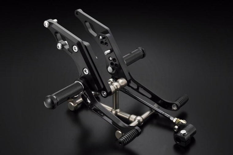 ケイファクトリー K-FACTORY ライディングステップ スーパーブラック ZRX1200 -09／DAEG カタログ品番：103MZBR074R メーカー品番：103MZBR074R