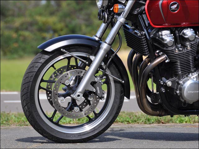 シックデザイン スポーツフェンダー フロント マットBLK CB1100／EX 10-