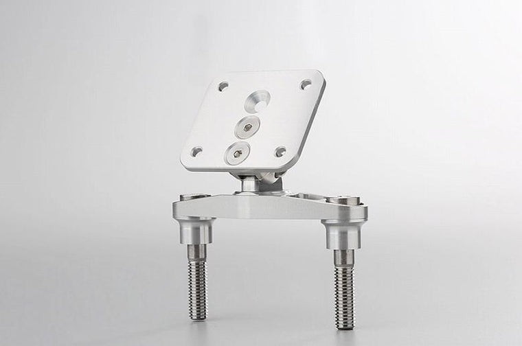 アエラ AELLA ナビステー ホワイト ドゥカティ モンスター696 796 1100EVO 1200 カタログ品番：P055-0673 メーカー品番：AE-77002-WHT