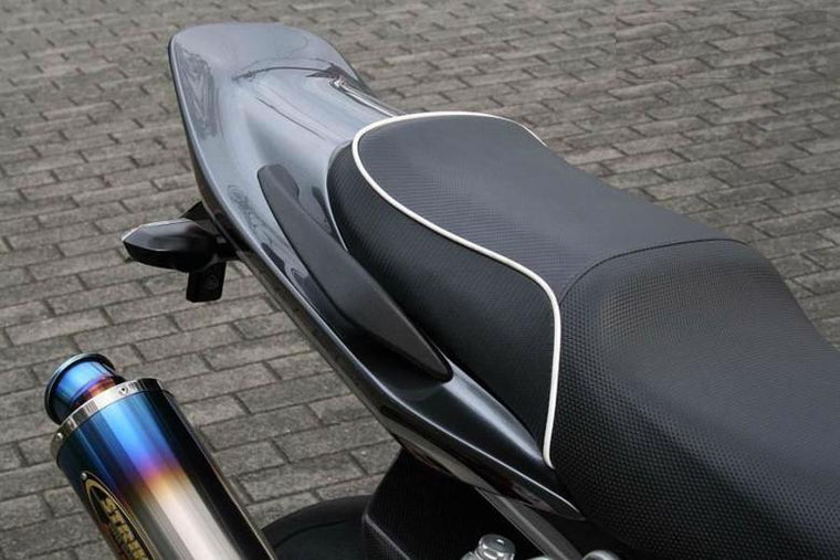 STRIKER ストライカー SAD ワイドシートカウル 黒ゲル ZRX1200 DAEG 09- カタログ品番：P056-9567 メーカー品番：SAD-SC101B