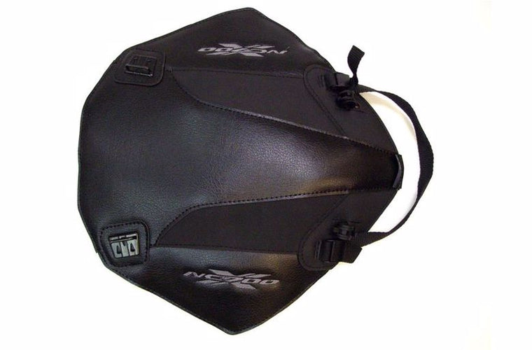 バグスター BAGSTER タンクカバー ブラック マットブラック NC700X (12) カタログ品番：1631C メーカー品番：1631C