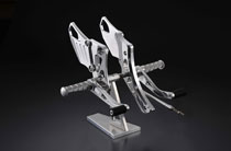 モトギア モトギア バックステップ POL ZEPHYR750 カタログ品番：P062-4047 メーカー品番：70589