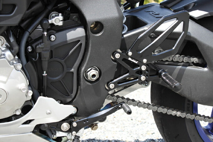 ウッドストック ウッドストック バックステップキット 5POS BLK YZF-R1 15- カタログ品番：P066-5987 メーカー品番：WBS-Y10-BB