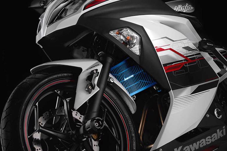 バイカーズ BIKERS ステンラジエターガード チタンコート BLU Ninja250 Z250 13-17 カタログ品番：BK-K339-BLU メーカー品番：K0339-BLU