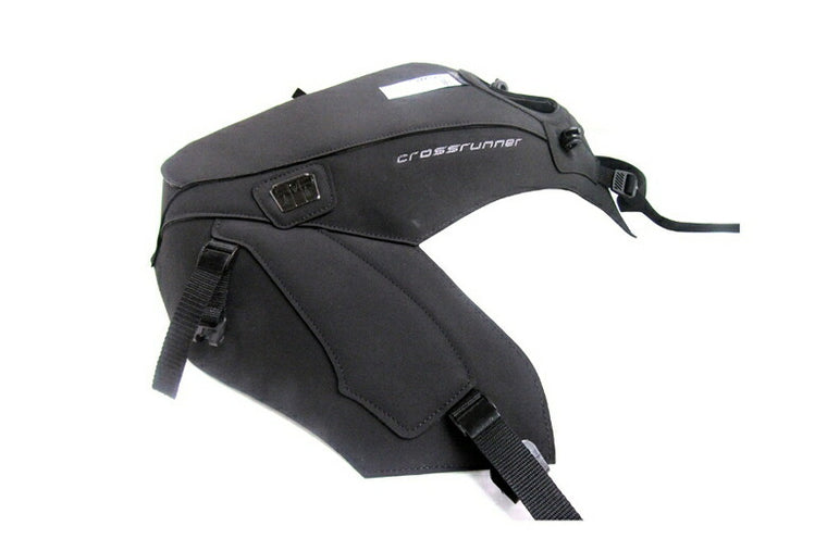 バグスター BAGSTER タンクカバー マットブラック VFR800X 14-19 カタログ品番：1695C メーカー品番：1695C