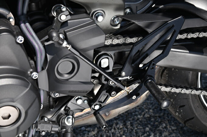 ウッドストック ウッドストック バックステップキット 4POS BLK MT-09 カタログ品番：P072-0352 メーカー品番：WBS-Y12-BB