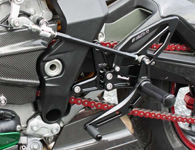 ウッドストック ウッドストック バックステップキット 4POS BLK MV Agusta F3 12- カタログ品番：P072-0353 メーカー品番：WBS-MV02-BB