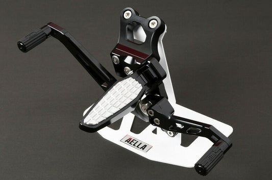 アエラ AELLA ライディングステップキット WH X DIAVEL 16- カタログ品番：P073-8419 メーカー品番：AE-10080 WH