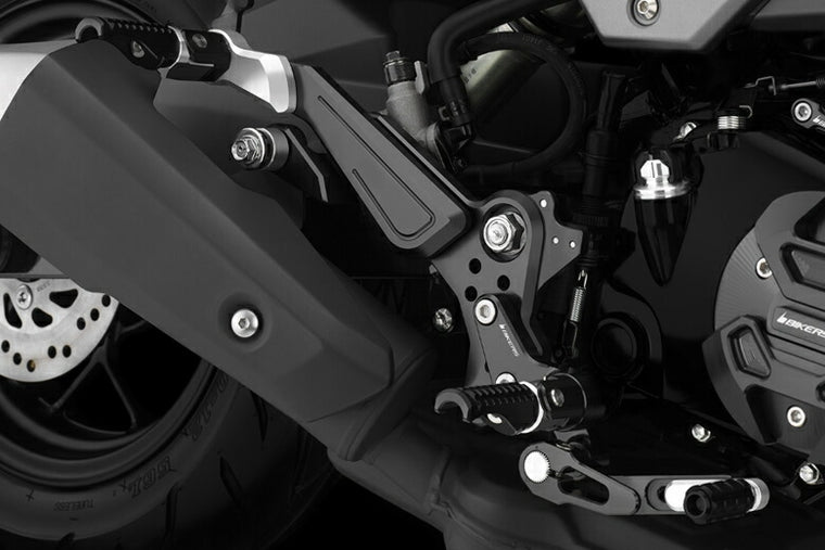 バイカーズ BIKERS タンデムステップ シルバー GROM 16-20 カタログ品番：BK-H401-SLV メーカー品番：H0401-SLV