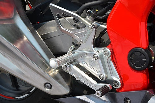 アグラス アグラス バックステップ CBR250RR 17 カタログ品番：P079-1722 メーカー品番：312-179-000