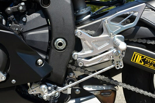アグラス アグラス バックステップ YZF-R6 17 カタログ品番：P083-0814 メーカー品番：312-278-000