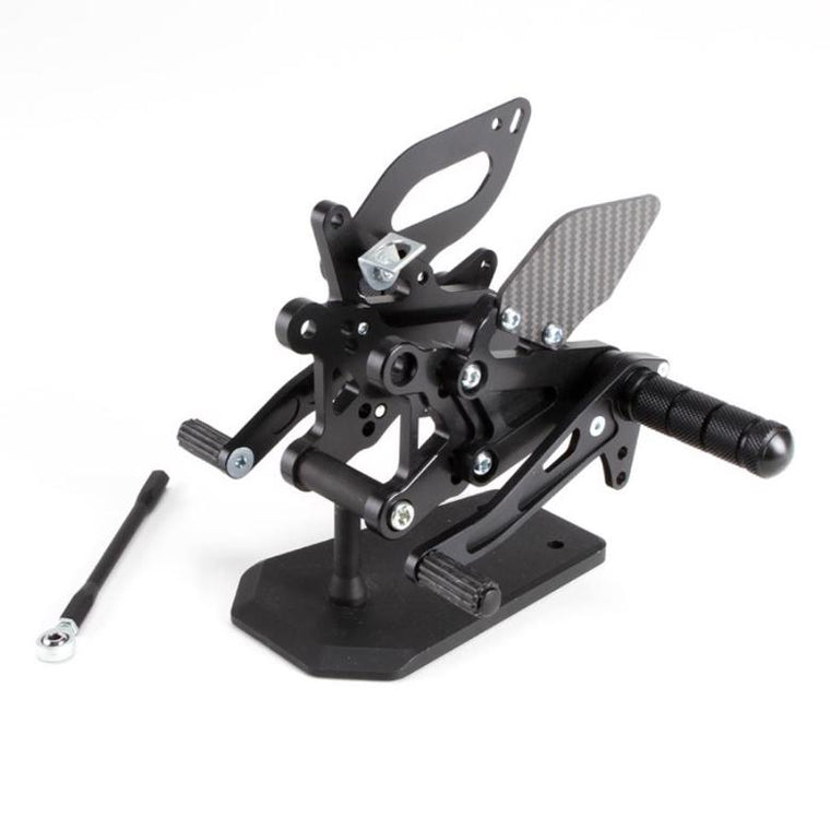 スパイス spice タクティカルステップ 3POS BLK GSX-S1000ABS F 15-17 カタログ品番：0102BSB1S113B メーカー品番：0102BSB1S113B