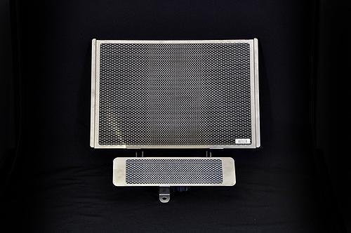 アエラ AELLA ラジエター＆オイルクーラープロテクターセット トライアンフ スピードトリプル R 11-15 カタログ品番：P087-1572 メーカー品番：AE-56120