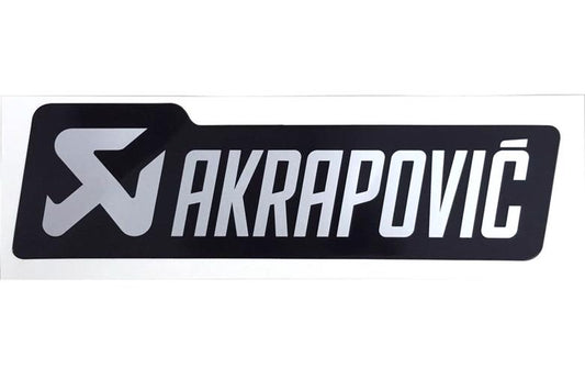 AKRAPOVIC アクラポビッチ タイネツサイレンサーステッカー143X43mm NEWシルバーロゴ アルミ カタログ品番：P-HST18ALXM4 メーカー品番：P-HST18ALXM4