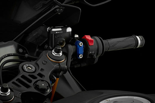 バイカーズ｜BIKERS マスターシリンダークランプ 1ケ ブルー ADV150 20-21 CT125 20-21 CBR250RR 17-21 PCX 10-21｜C0065-BLU