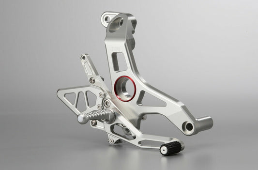 アエラ AELLA ライディングステップキット ホワイト モンスター1200 17- カタログ品番：P090-5623 メーカー品番：AE-10084-WT