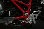アエラ AELLA ライディングステップキット ホワイト R1200R RS 15-(固定ステップ) カタログ品番：P090-5630 メーカー品番：AE-10087-WT