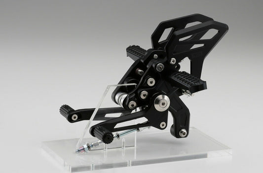 アエラ AELLA ライディングステップキット ブラック R1200R RS 15-(固定ステップ) カタログ品番：P090-5631 メーカー品番：AE-10087-BK