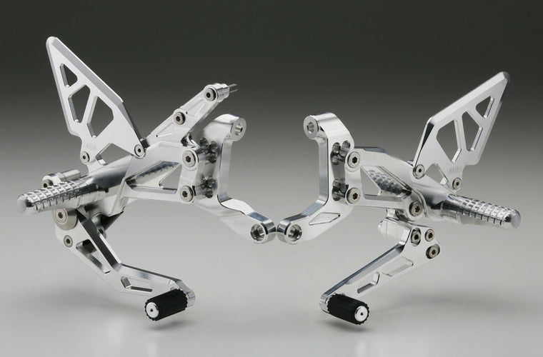 アエラ AELLA ライディングステップキット ポリッシュ PanigaleV4 カタログ品番：P090-5636 メーカー品番：AE-10089-PO