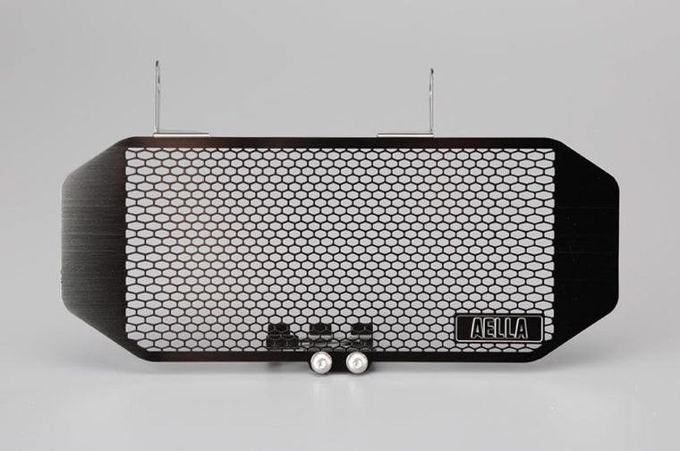 アエラ AELLA オイルクーラープロテクター ブラック ドゥカティ ハイパーモタード939 カタログ品番：P090-5828 メーカー品番：AE-57023BK