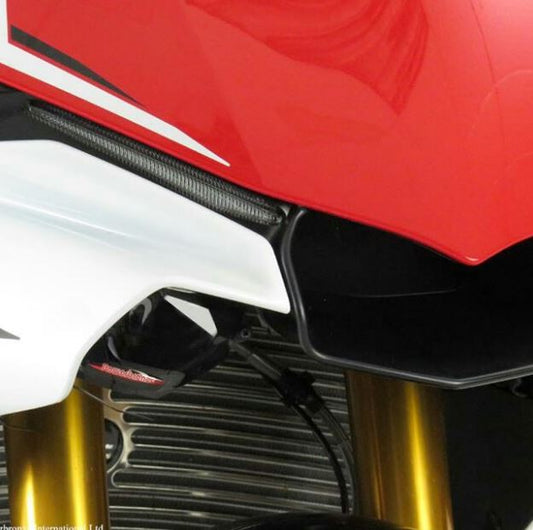 POWERBRONZE パワーブロンズ レンズシールド スモーク YZF-R1 R1M、MT-10 16- カタログ品番：P090-8571 メーカー品番：440-Y558-002