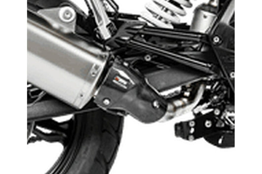 AKRAPOVIC アクラポビッチ ヒートシールド カーボン S-B3R1-HRSSJPP、S-B3R1-HRSS 1、S-B3R1-RC 1用 カタログ品番：P-HSB3R1 メーカー品番：P-HSB3R1